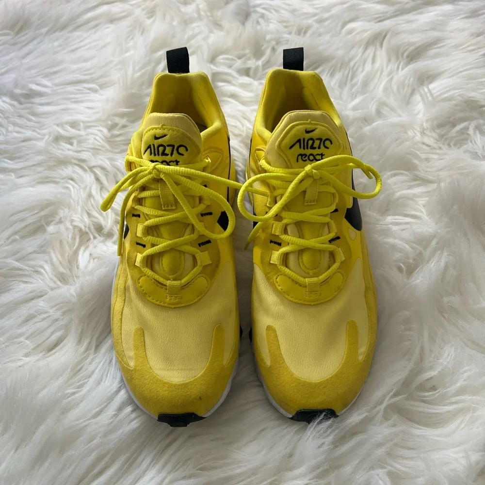 Nike Women’s Air Max 270 React
